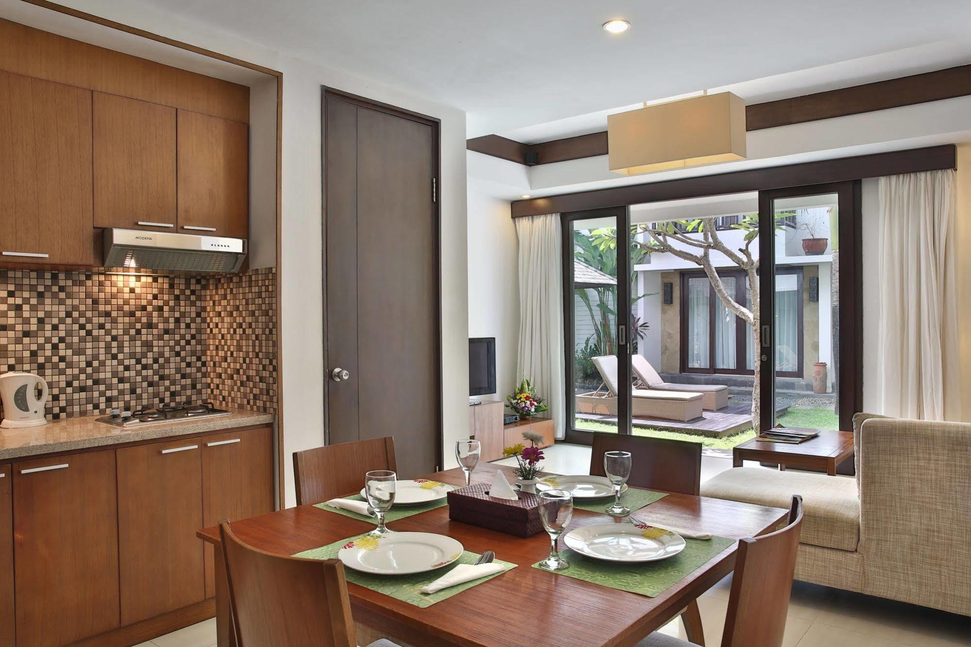 Aparthotel Seminyak Townhouse Exterior foto
